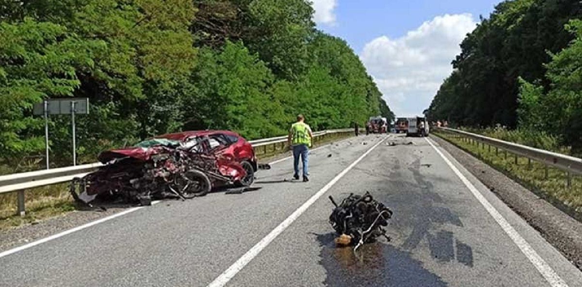 Новини Тернополя - фото з На дорогах Тернопільщини своя війна і чорні дні: в аваріях загинули шестеро людей