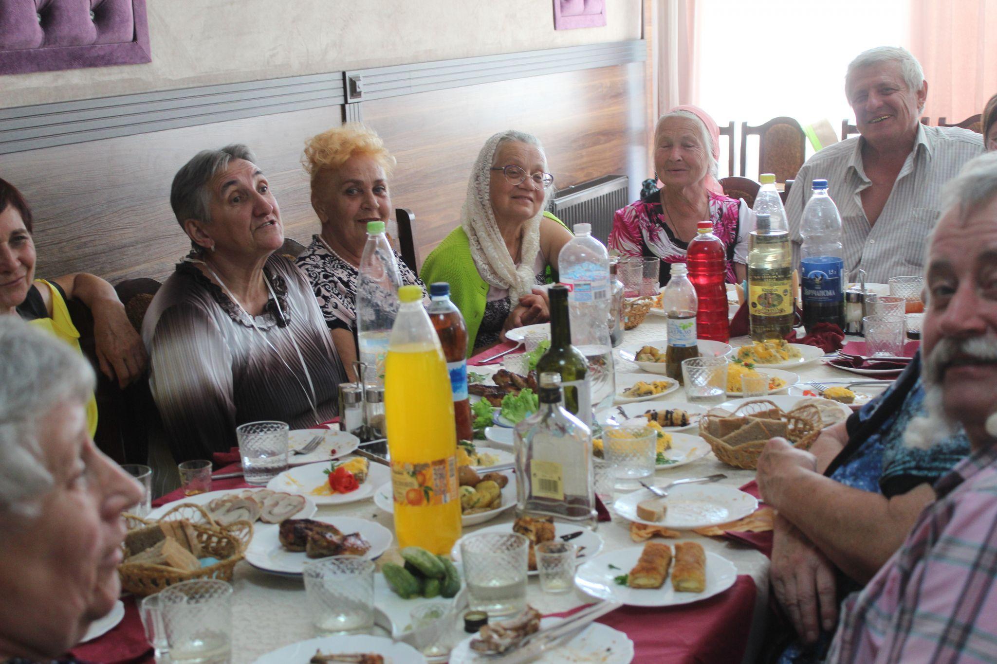 Новини Козятина - фото з Однокласники зібралися через 50 років. Як пройшла зустріч випускників 1972 року школи № 9