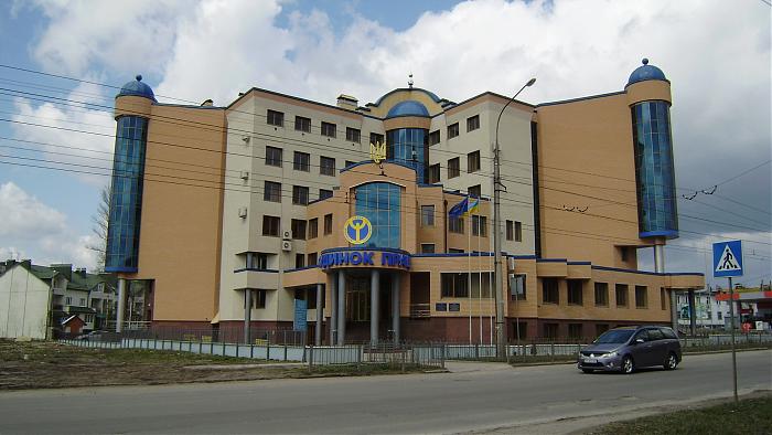 Новини Тернополя - фото з 15 людей на одне робоче місце. Дізналися, які професії зараз актуальні на Тернопільщині