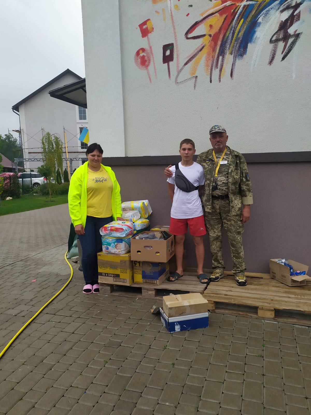 Новини Тернополя - фото з Тримають тил на жіночих плечах. Історії чортків’янок, які волонтерять з перших днів війни