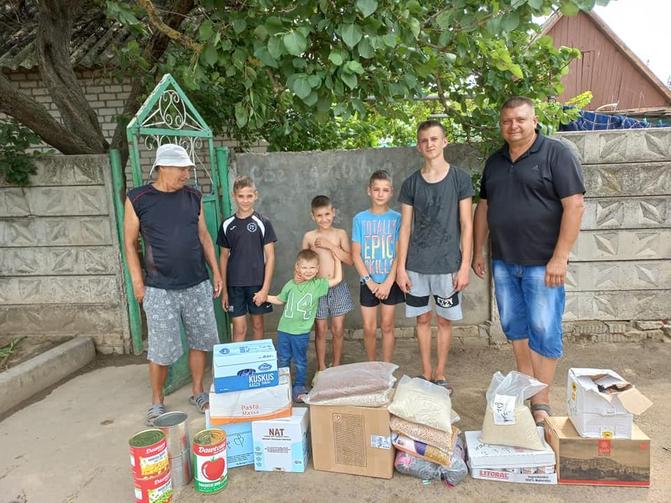 Новини Тернополя - фото з Родина переселенців об’єднала тернополян задля допомоги окупованій Херсонщині