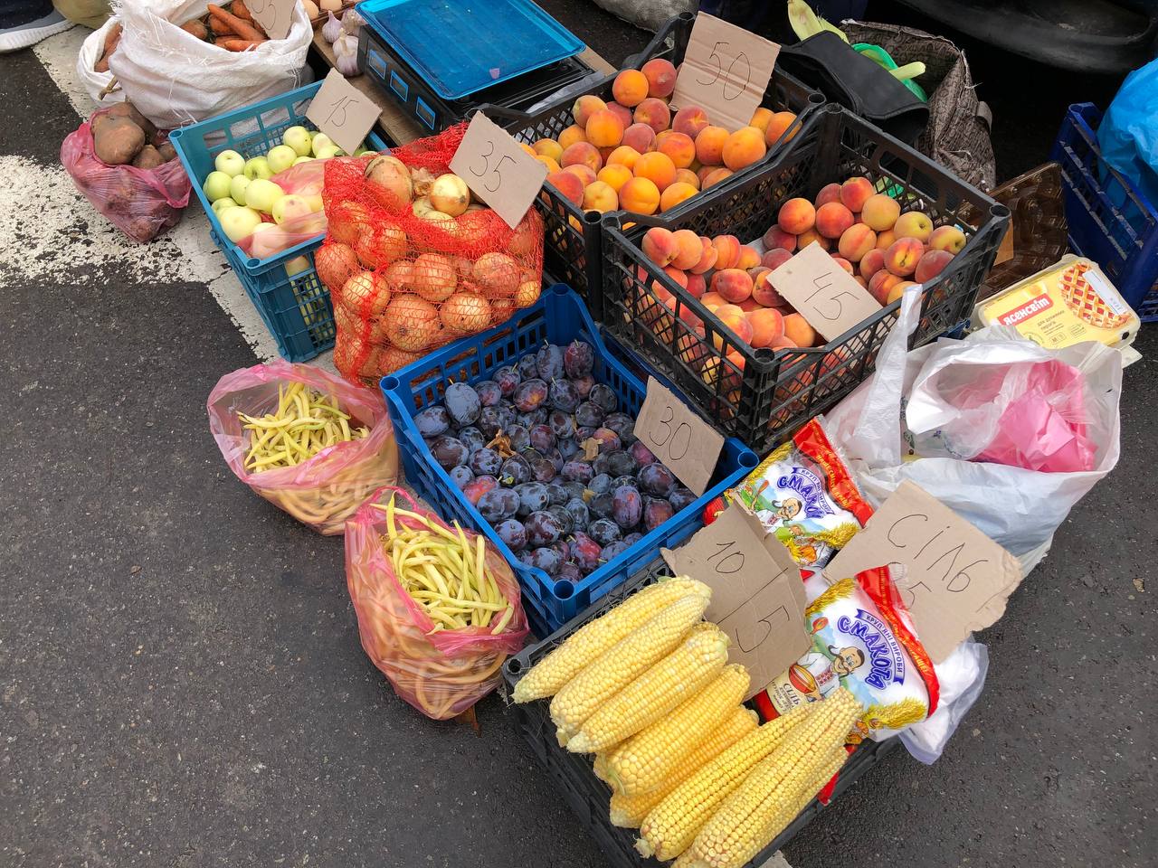 Новини Тернополя - фото з Чи вигідно купувати продукти на фермерських ярмарках у Тернополі? Ми порівняли ціни