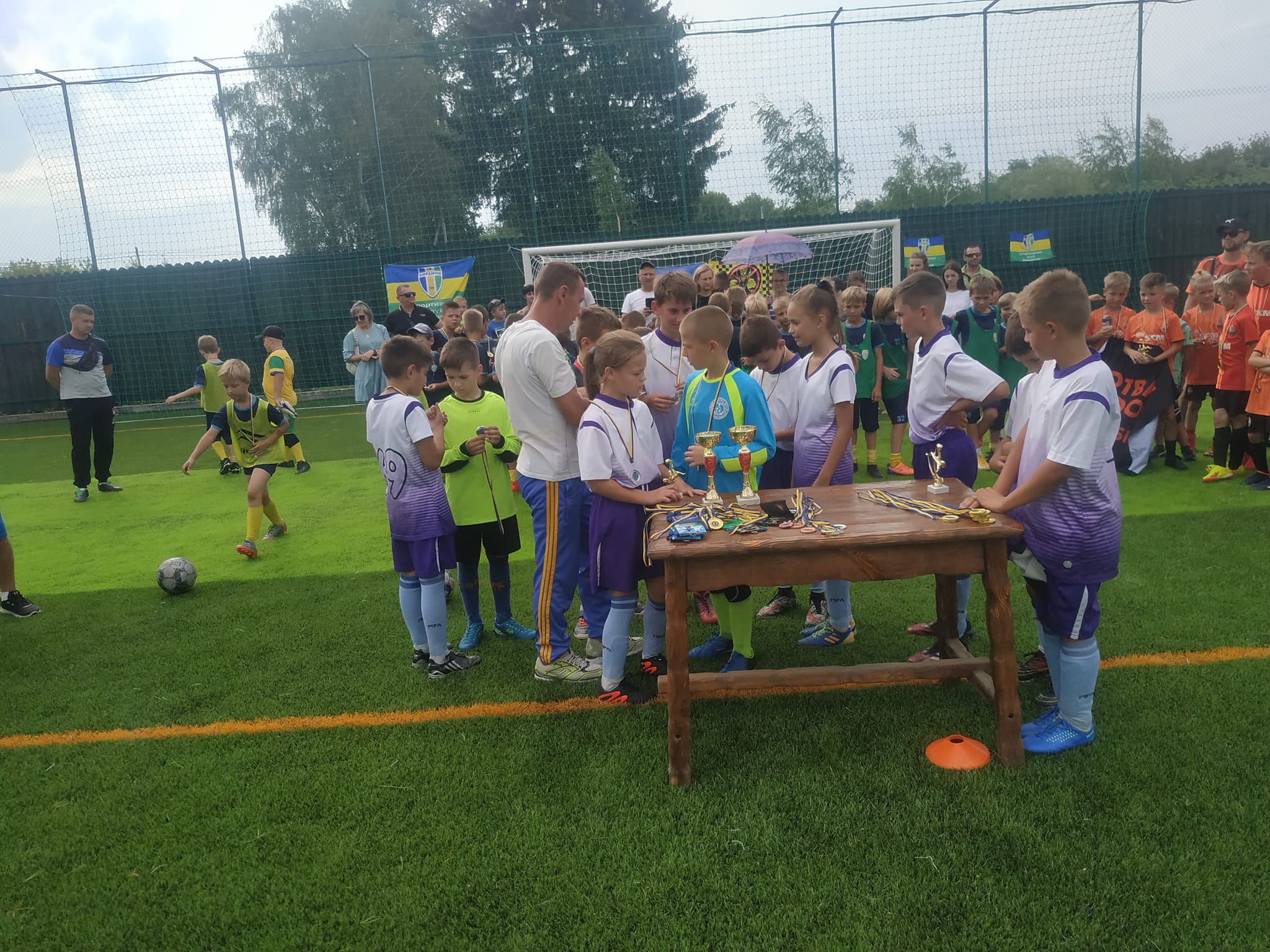 Новини Козятина - фото з Колос з Махнівки на змаганнях в Романівці стали володарями срібних медалей