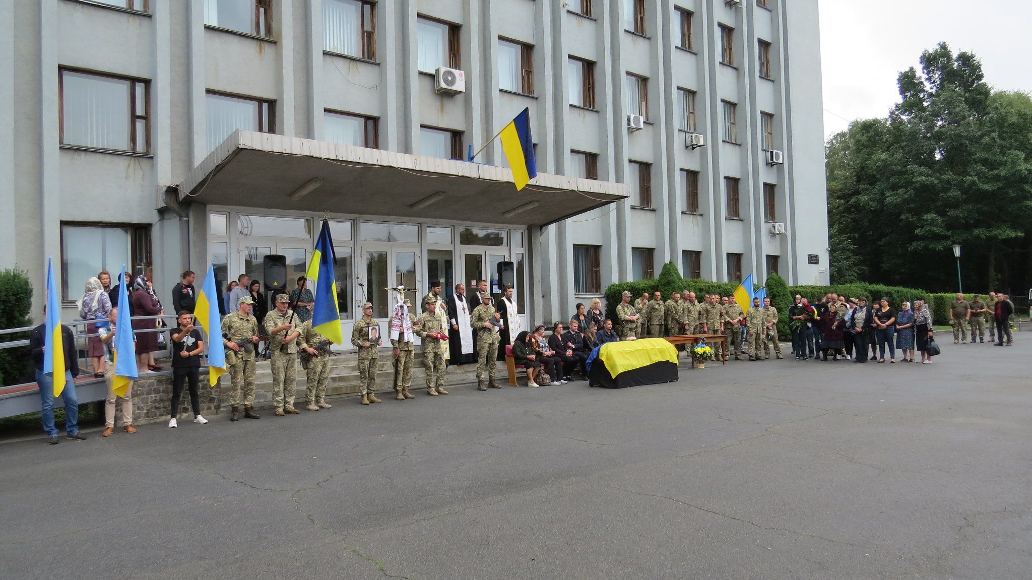 Новини Хмельницького - фото з Воював з 2016: на Хмельниччині попрощалися з сержантом Дмитром Д’яковим