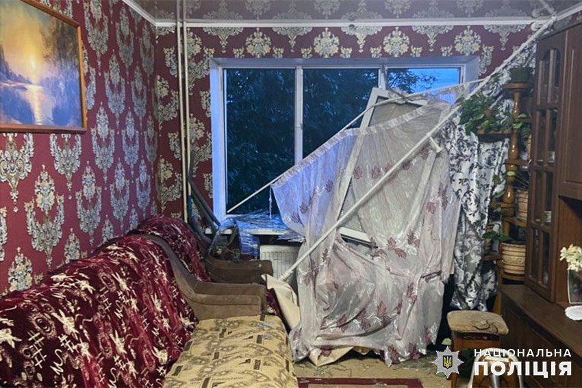 Новини Хмельницького - фото з Поліція показала наслідки ракетних ударів по Шепетівці (ФОТО)