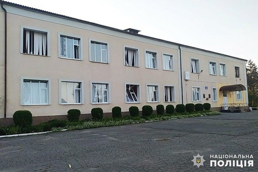 Новини Хмельницького - фото з Поліція показала наслідки ракетних ударів по Шепетівці (ФОТО)