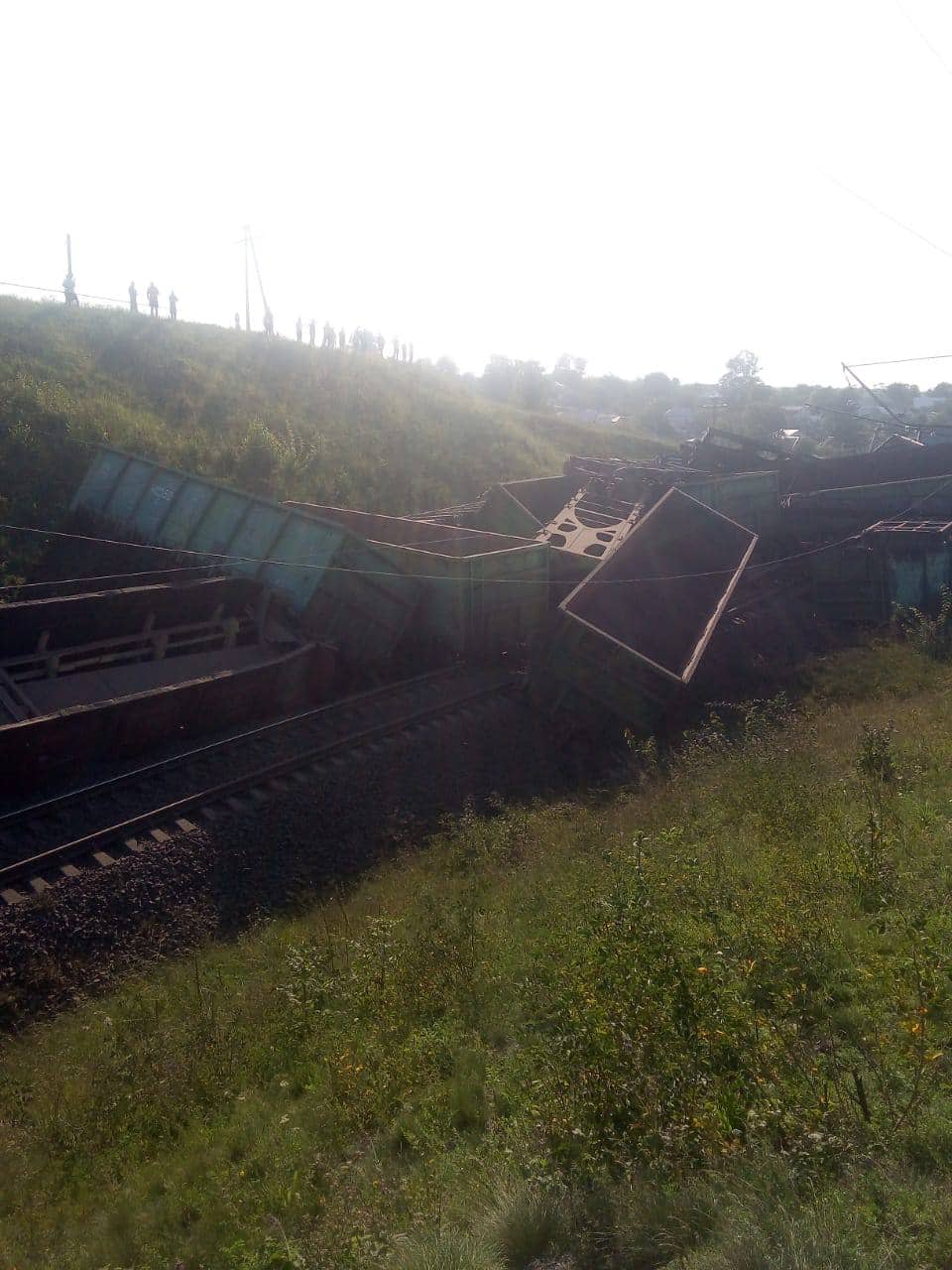 Новини Тернополя - фото з Неподалік Підволочиська вантажні вагони зійшли з рейсів: деякі поїзди затримаються через зміну маршруту