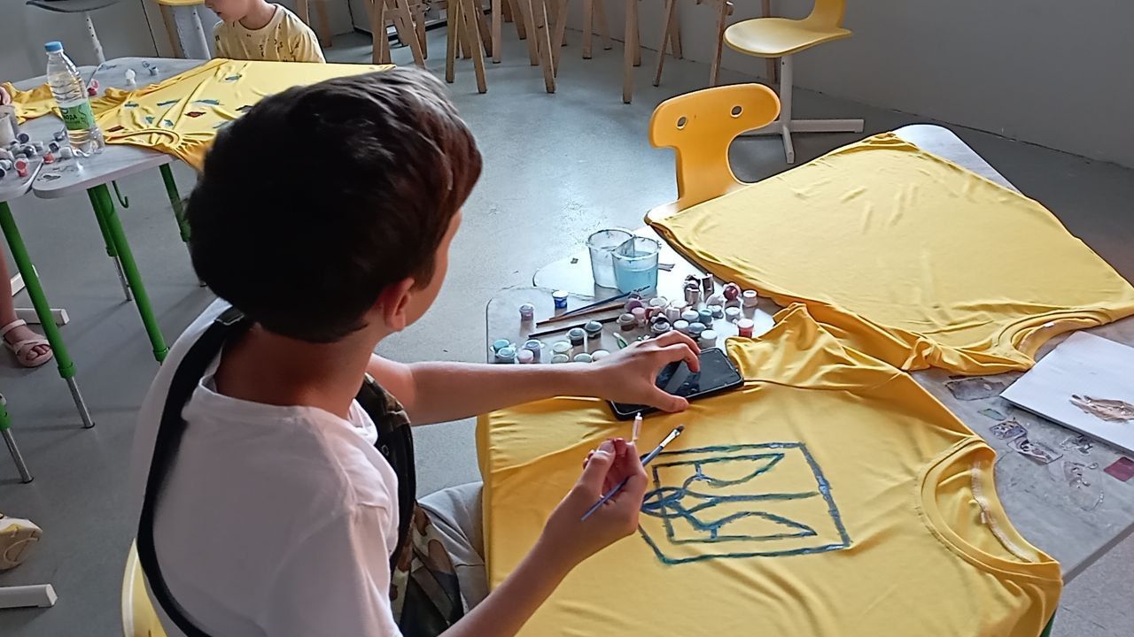 Новини Тернополя - фото з Тернопільська молодь разом із малечею влаштували акцію для поранених військових