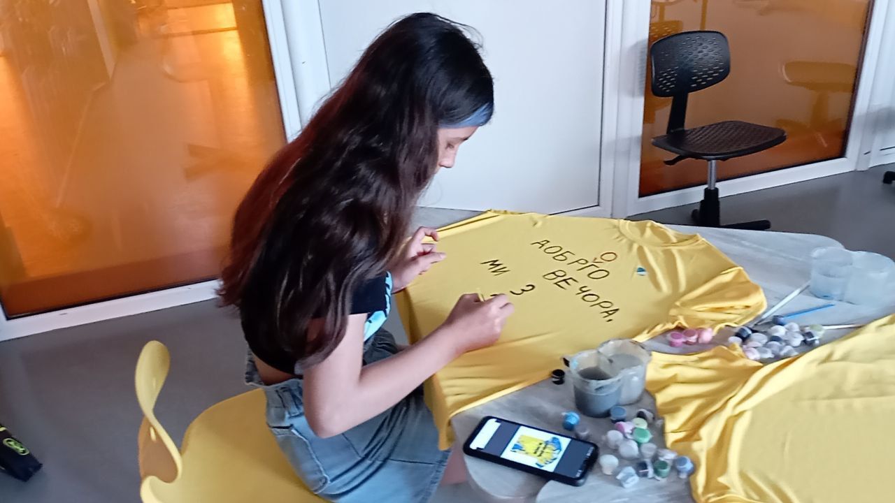 Новини Тернополя - фото з Тернопільська молодь разом із малечею влаштували акцію для поранених військових