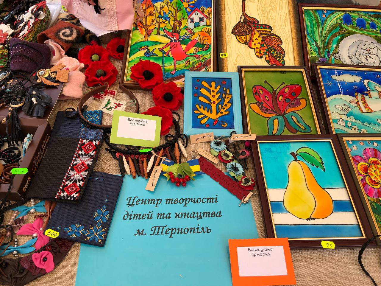 Новини Тернополя - фото з Тернопільська молодь разом із малечею влаштували акцію для поранених військових