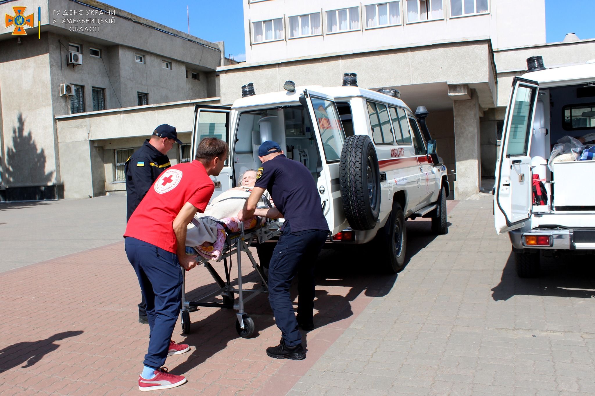 Новини Хмельницького - фото з У Хмельницький прибув черговий евакуаційний потяг з Донеччини (ФОТО)