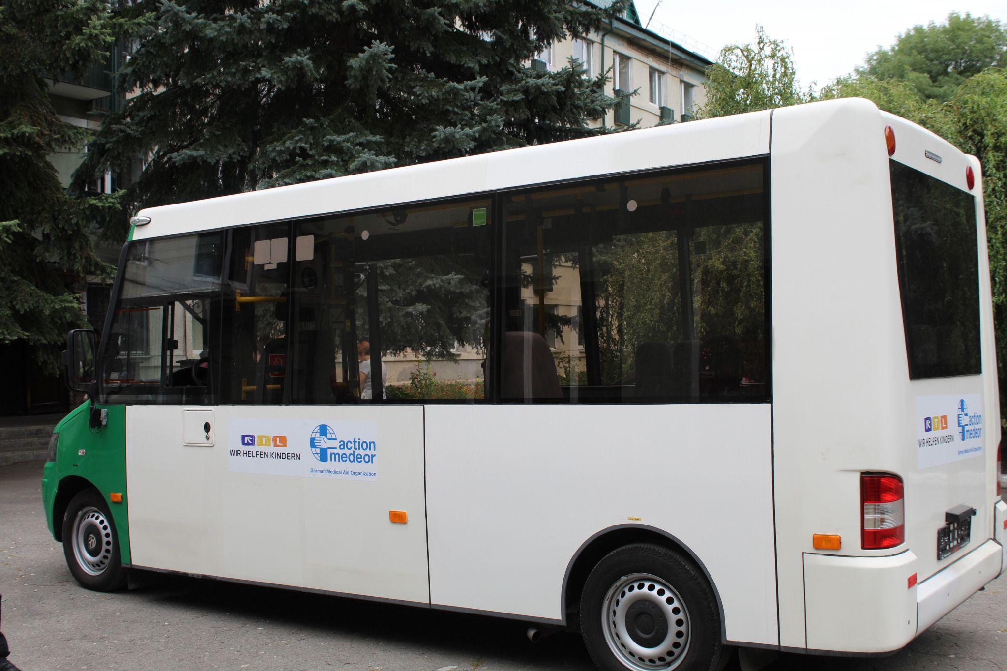 Новини Тернополя - фото з Тернопільська благодійна організація подарувала авто геріатричному пансіонату. Що ще мають у планах? (РЕПОРТАЖ)