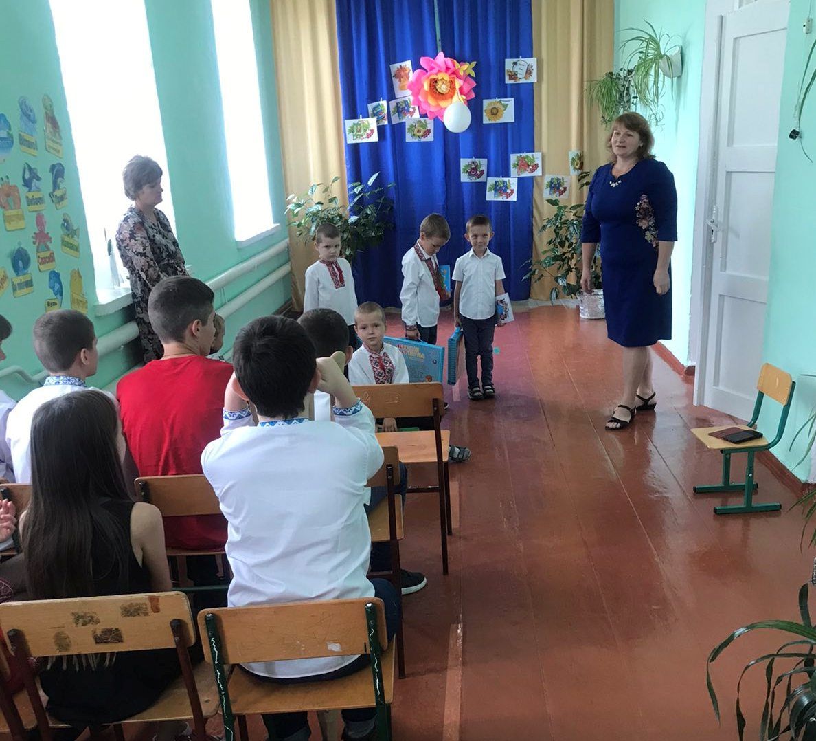Новини Вінниці - фото з «Оце подарунок Василю зробили!». У Рахнівці закрили школу імені Стуса