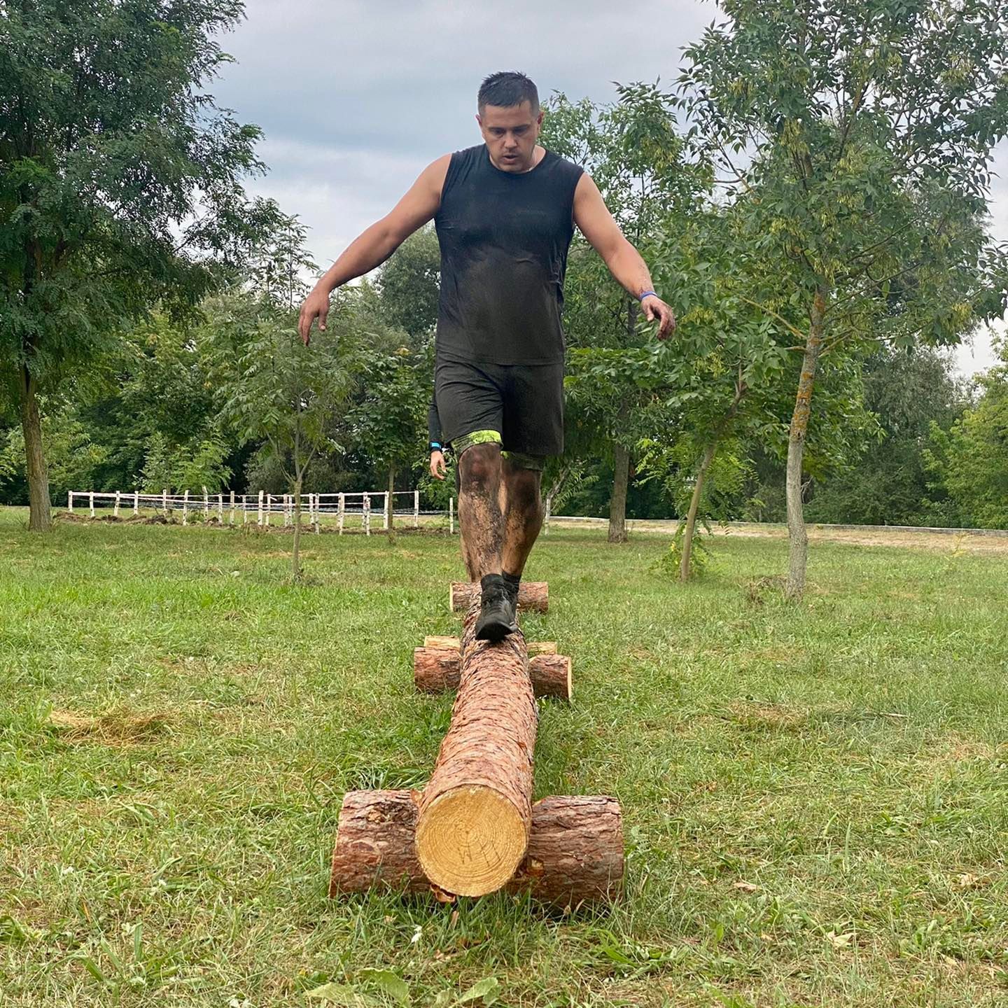 Новини Хмельницького - фото з Перепливали болото й перекидали шини: у Нетішині відбувся «Atom Raсе-2022» (ФОТО)