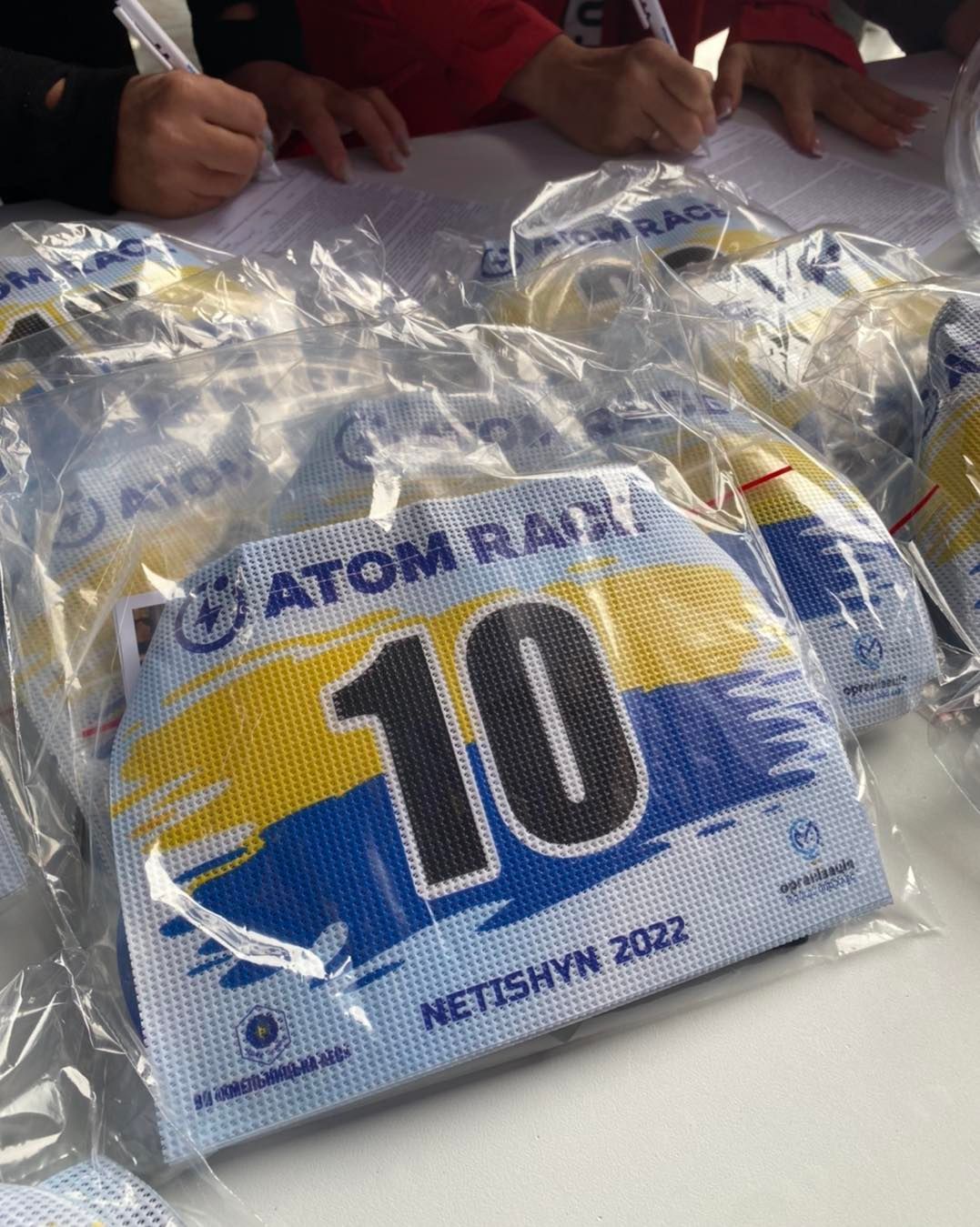 Новини Хмельницького - фото з Перепливали болото й перекидали шини: у Нетішині відбувся «Atom Raсе-2022» (ФОТО)