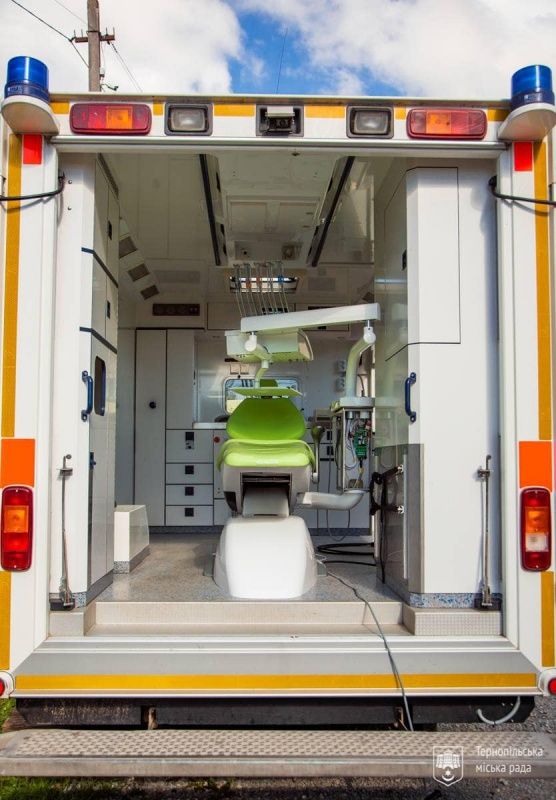 Новини Тернополя - фото з Пересувна стоматологія вже вдруге поїхала на фронт лікувати зуби бійцям