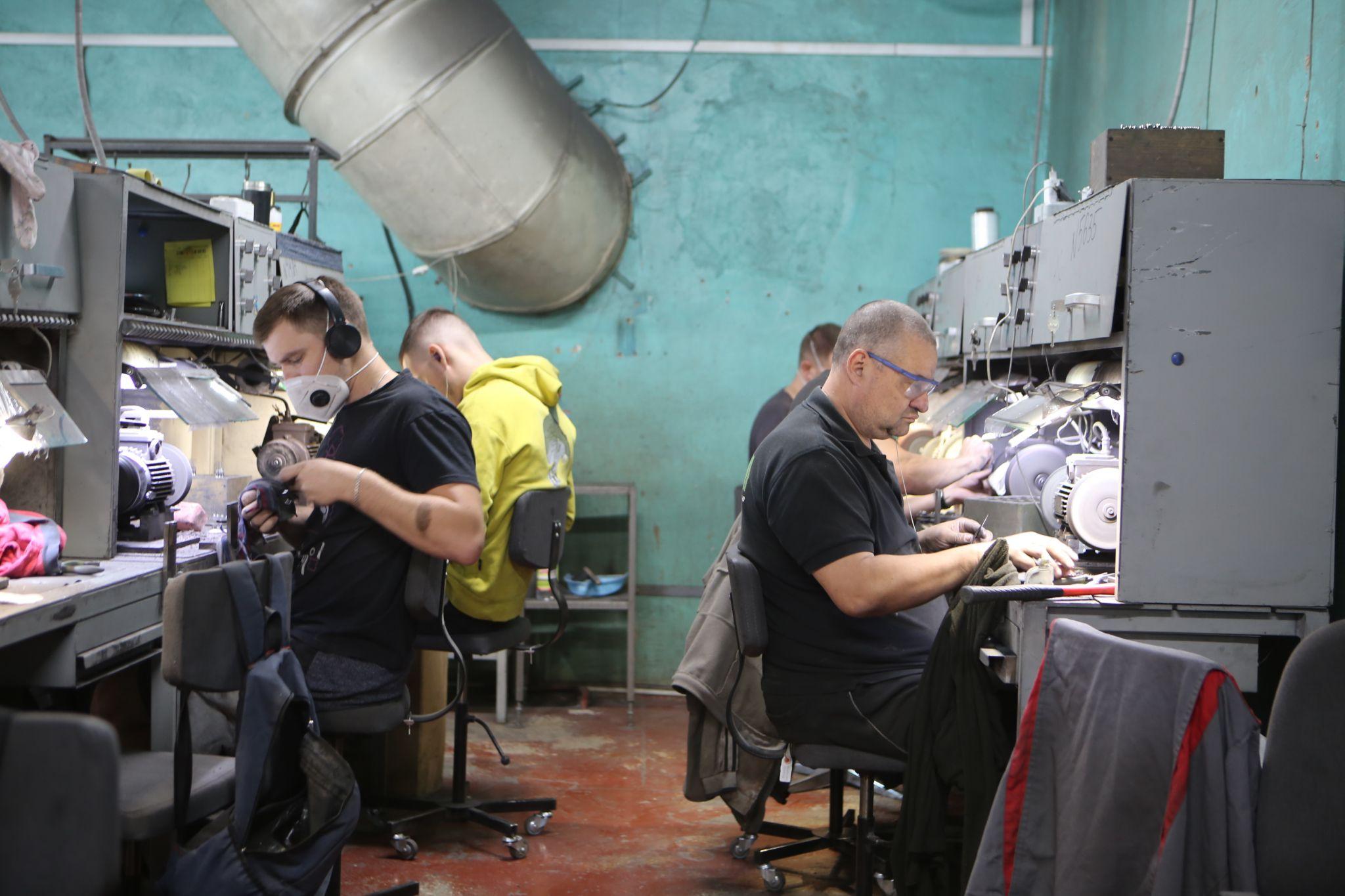 Новини Вінниці - фото з Перевезли 100 сімей і тонни агрегатів. Як компанія з Харкова перезапустилась у Вінниці