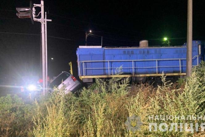 Новини Вінниці - фото з Наїзд на собаку, сухі борщі для ЗСУ та інше важливе за 9 вересня у Вінниці Смертельна аварія на Жмеринщині: Volkswagen потрапив під потяг