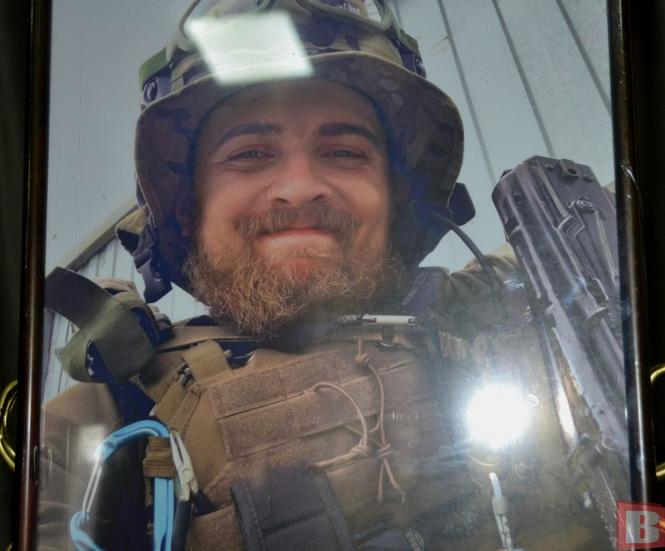 Новини Хмельницького - фото з “Влітку лише одружився”. Хмельничани попрощались з 24-річним Тарасом Садовніком