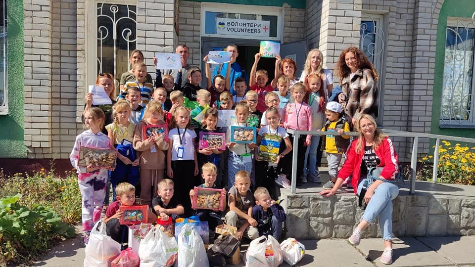 Новини Хмельницького - фото з Волонтерський фронт: як на Хмельниччині діти наближають перемогу