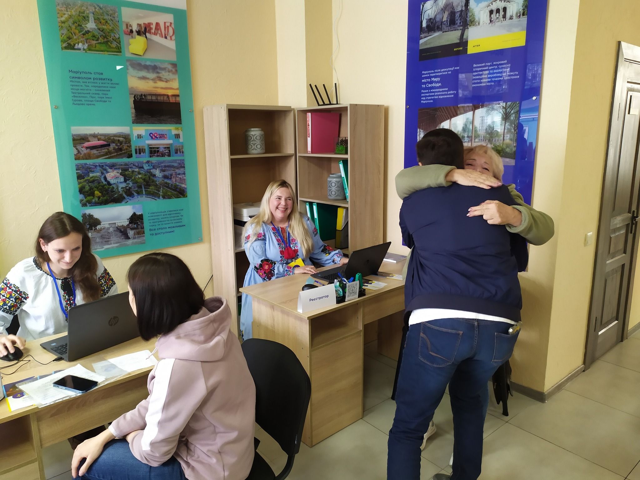 Новини Тернополя - фото з У Тернополі запрацював центр підтримки внутрішньо переміщених осіб «ЯМаріуполь»