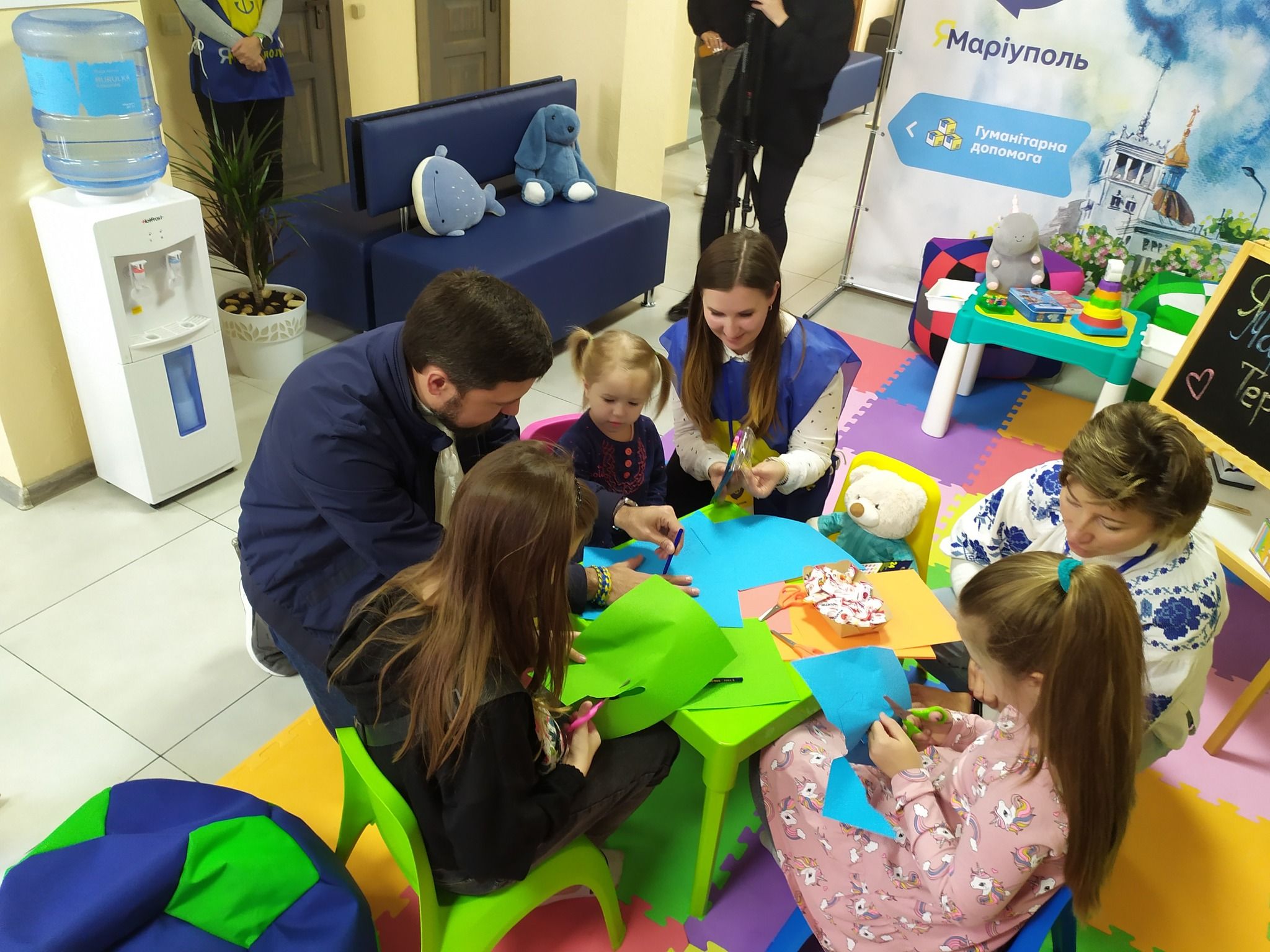 Новини Тернополя - фото з У Тернополі запрацював центр підтримки внутрішньо переміщених осіб «ЯМаріуполь»