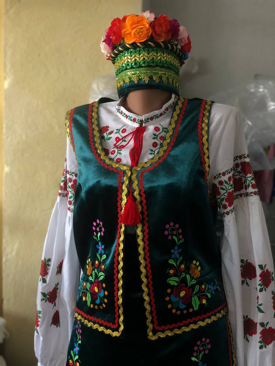 Новини Тернополя - фото з Вишиванки по-харківськи: переселенці розвивають свій бізнес та створюють робочі місця у Тернополі