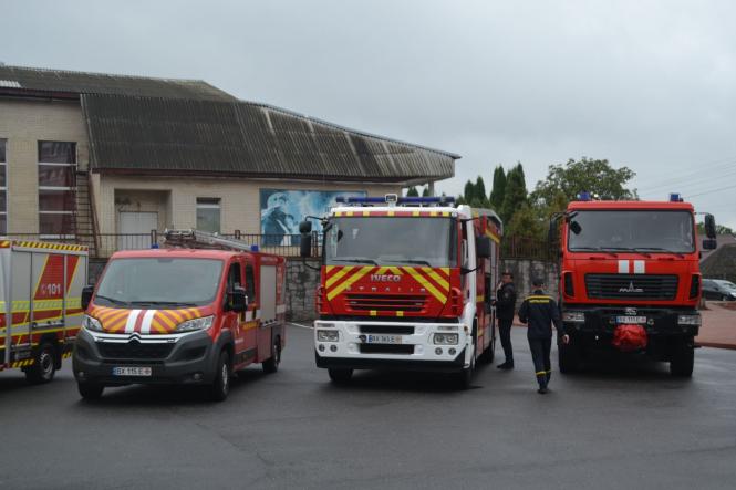 Новини Хмельницького - фото з Воїни без зброї. У Хмельницькому відзначили кращих рятувальників