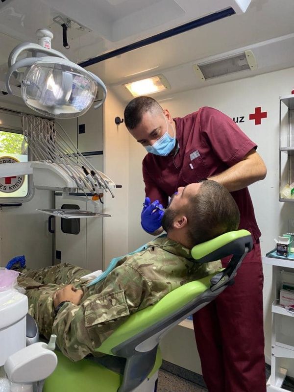 Новини Тернополя - фото з До тернопільських воїнів на фронт доставили черговий вантаж з центру «Допомога армії від Тернополя»