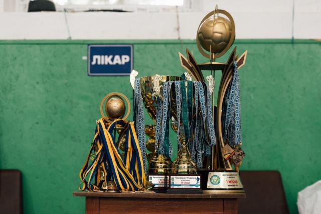 Новини Житомира - фото з Команди з Житомира та Новограда-Волинського посіли І місце на іграх чемпіонату України з футзалу серед ветеранів