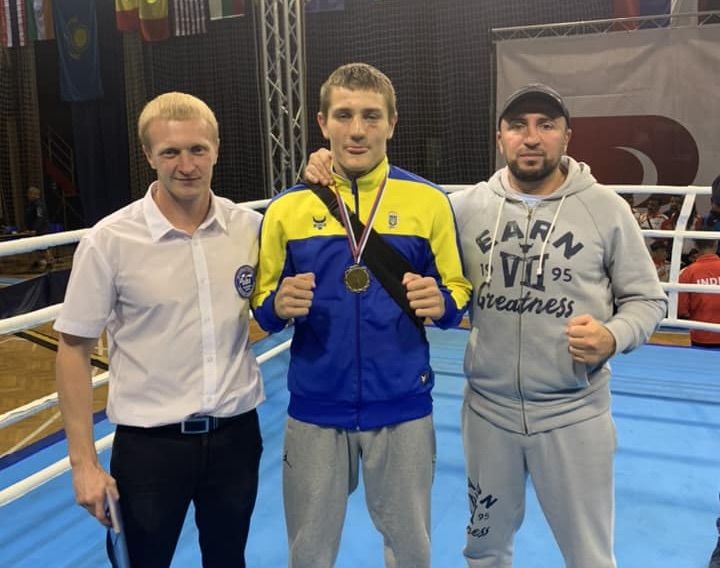 Новини Вінниці - фото з Вінницький боксер Олександр Яровий виграв турнір у Сербії. В фіналі здолав чемпіона Азії