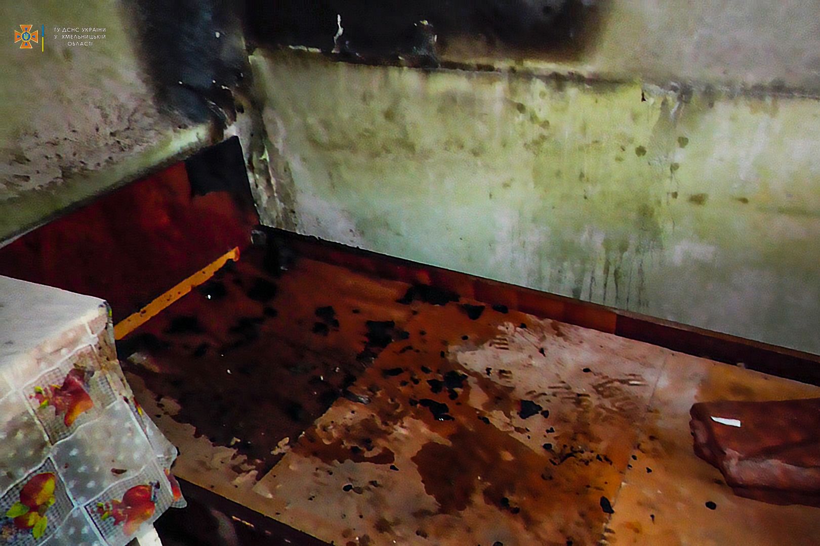 Новини Хмельницького - фото з У Гречанах загорівся матрац в багатоповерхівці: викликали пожежників(ФОТО)