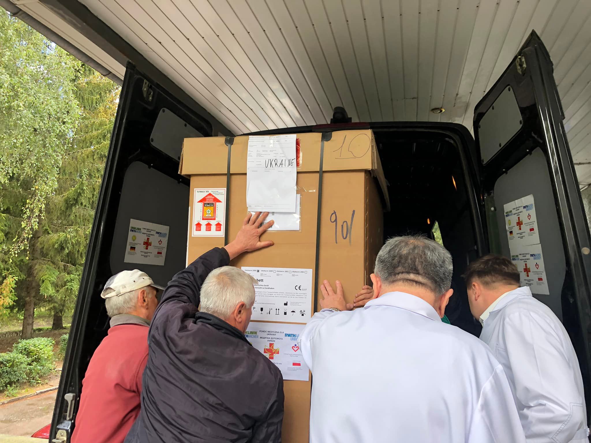 Новини Тернополя - фото з В обласні дитячій лікарні з'явився сучасний інкубатор для новонароджених