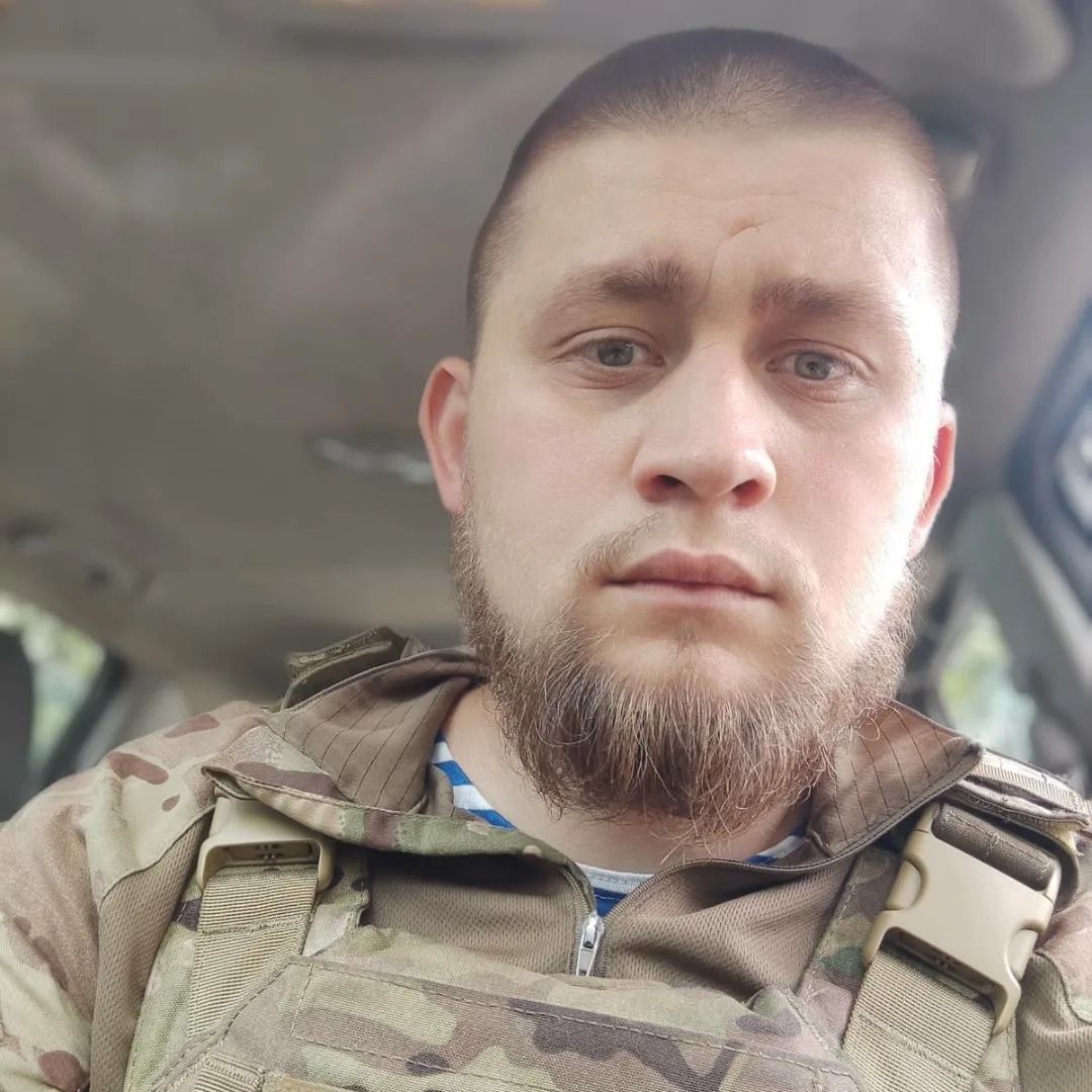 Новини Житомира - фото з На Житомирщині попрощались із загиблим Героєм - Денисом Янковцем