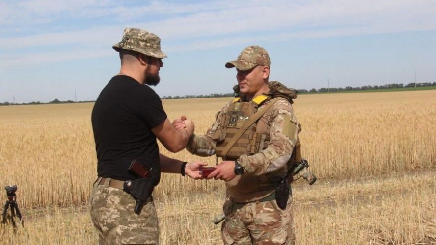 Новини Вінниці - фото з Мітинг лікарів за пологовий будинок №2 та інше важливе за 26 вересня у Вінниці Він один з тих, про кого кажуть «гартовані вогнем війни». Розповідь про морпіха зі Жмеринки