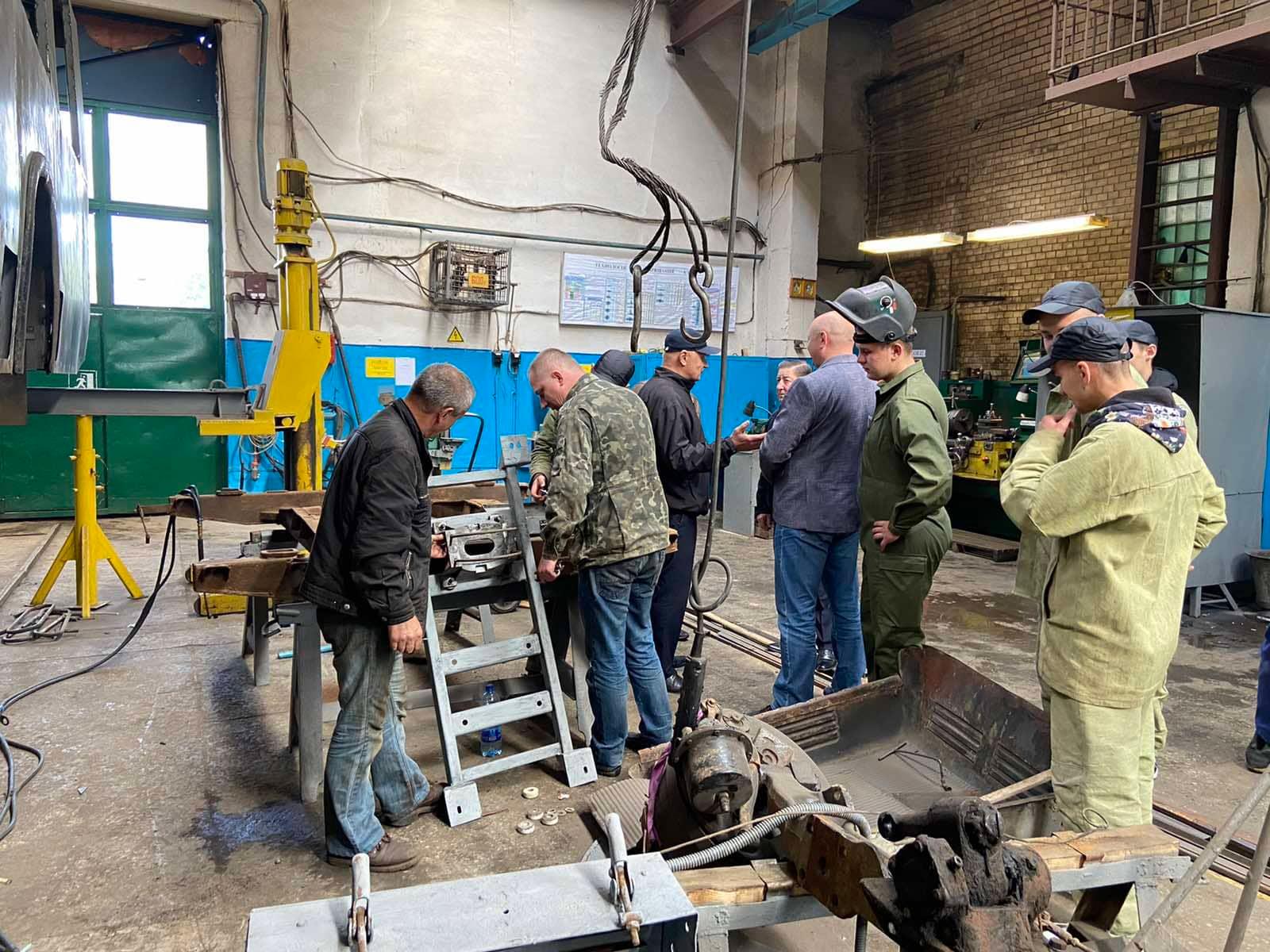 Новини Хмельницького - фото з Студенти 11 училища ремонтуватимуть тролейбуси “Електротрансу” (ФОТО)