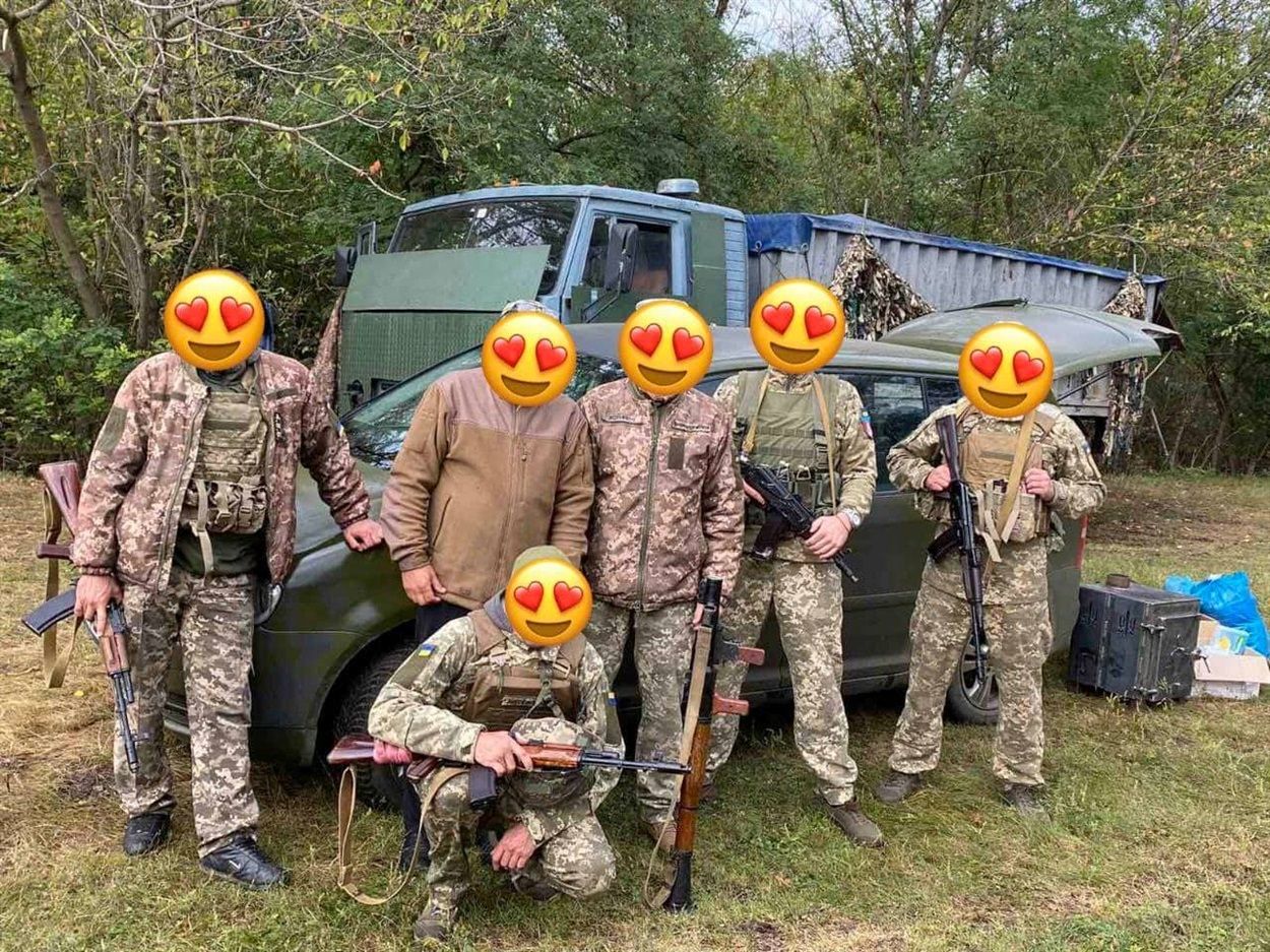 Новини Вінниці - фото з «Спершу це здавалося неможливим». Три подружки з матусями зібрали гроші на авто для військових