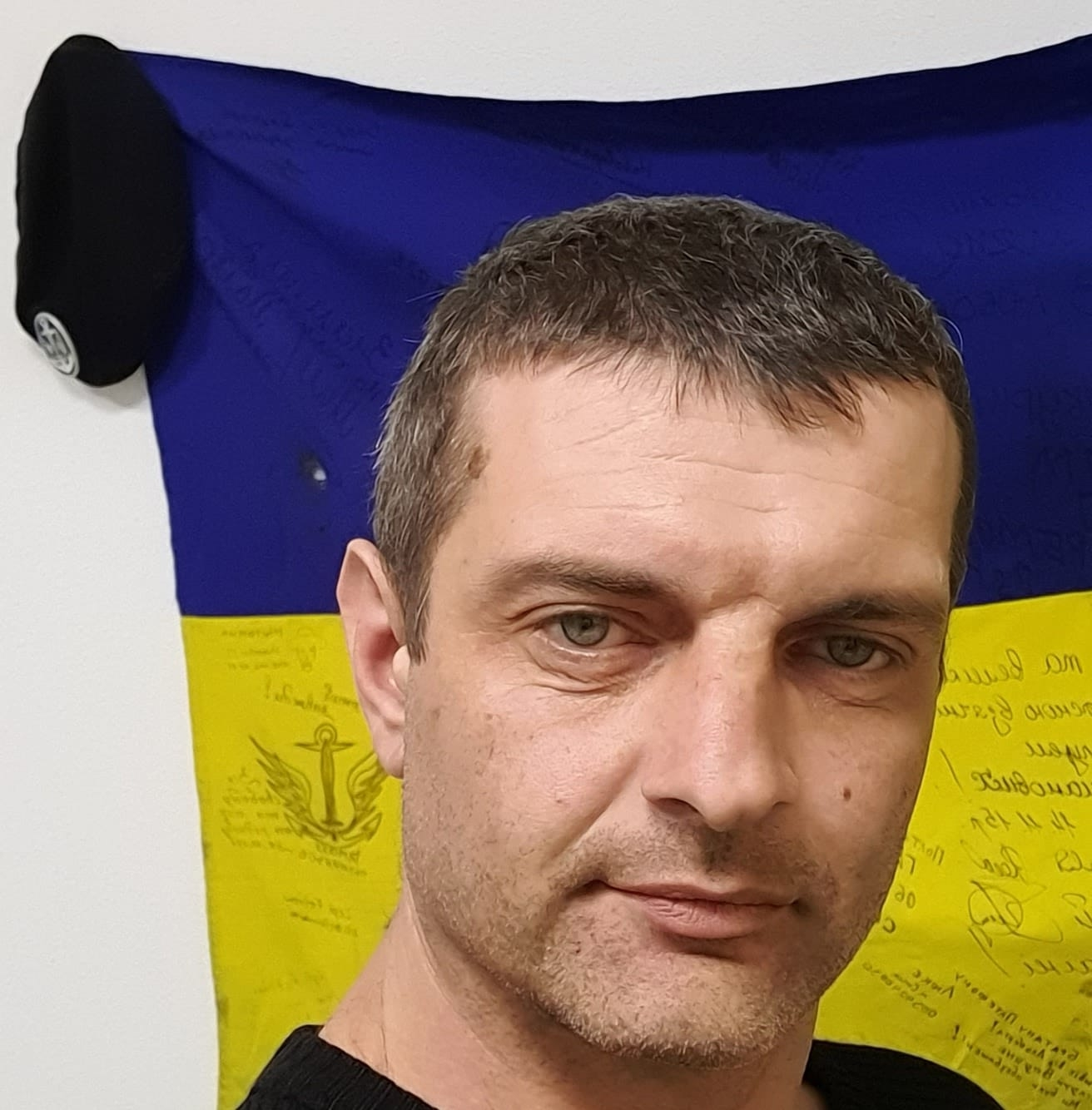 Новини Тернополя - фото з «20 хвилин» побували вдома у звільненого з полону Михайла Діанова. Ексклюзив про Захисника «Азовсталі»