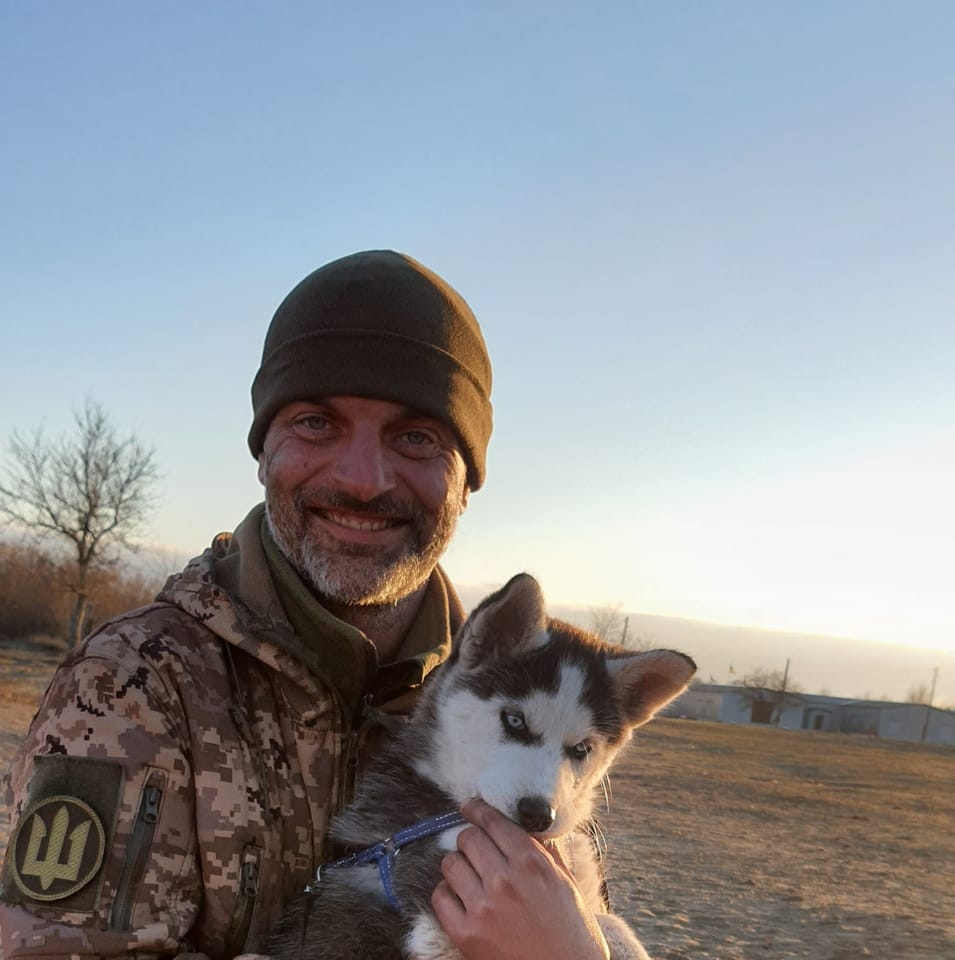 Новини Тернополя - фото з «20 хвилин» побували вдома у звільненого з полону Михайла Діанова. Ексклюзив про Захисника «Азовсталі»