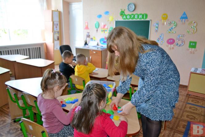 Новини Хмельницького - фото з Хто навчає наших дітей? Інтерв'ю з молодою вихователькою хмельницького дитсадка