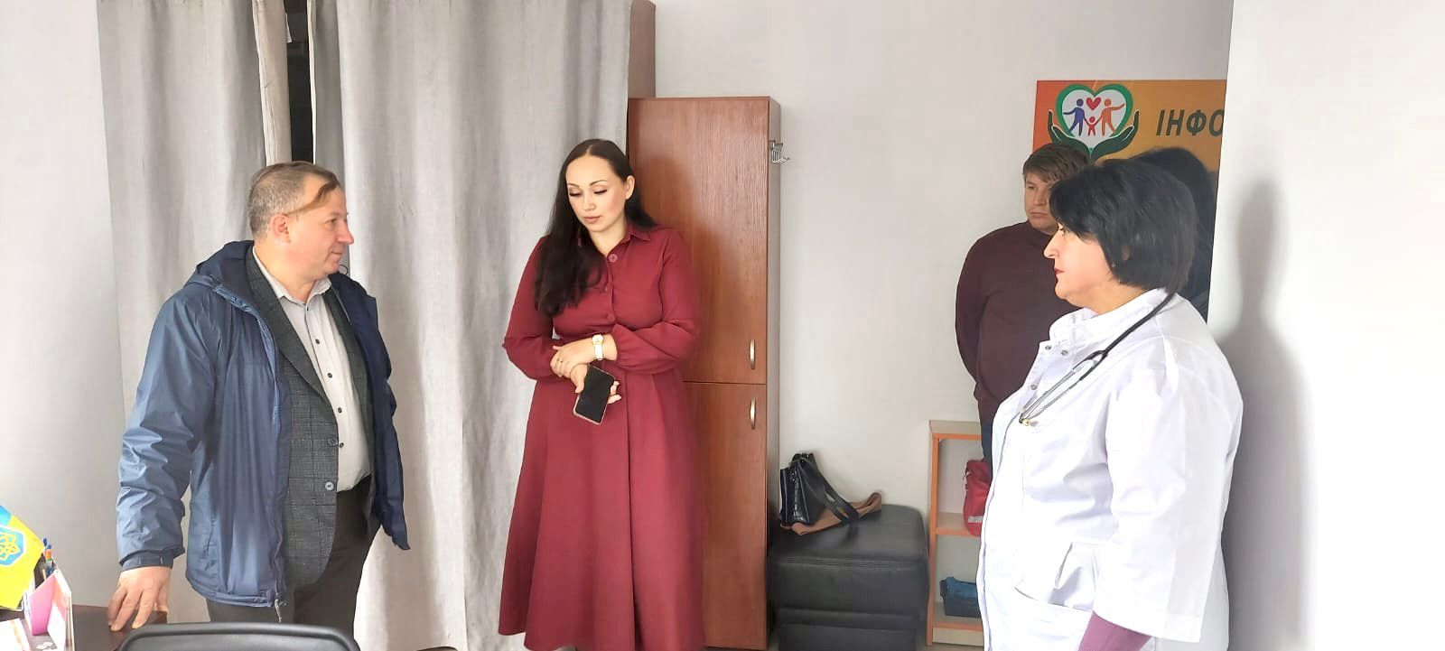 Новини Хмельницького - фото з На Соборній відкрили медичний хаб для переселенців з Донеччини