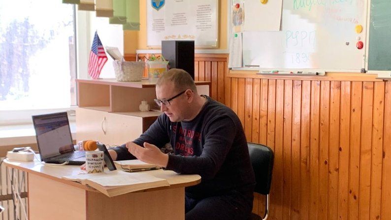 Новини Тернополя - фото з Вчитися на помилках інших, щоб знов не бачити війни: як викладає історію вчитель-новатор з Тернополя