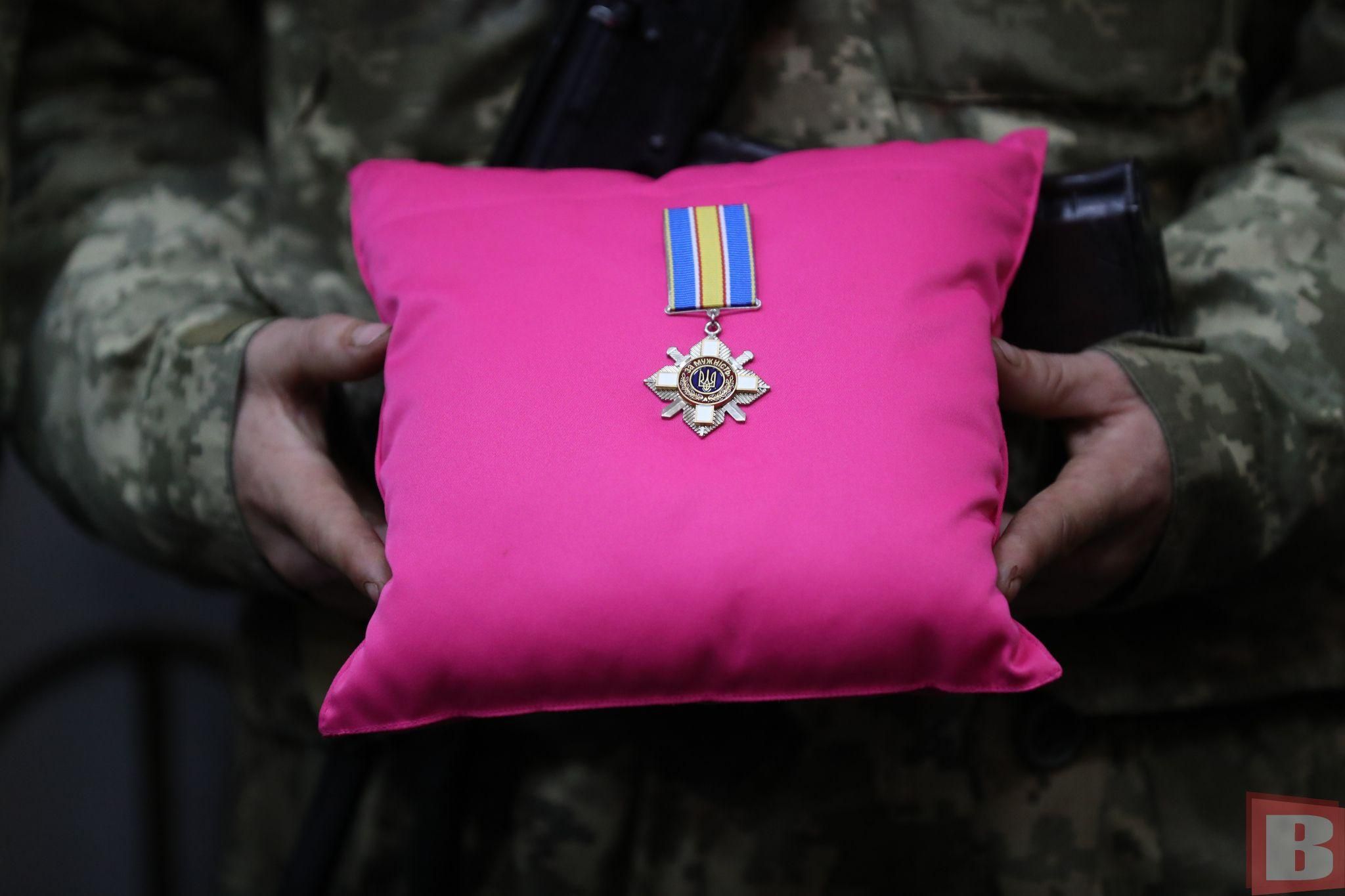 Новини Хмельницького - фото з Хмельницький вчитель загинув на війні. Попрощалися з військовим Павлом Жуком