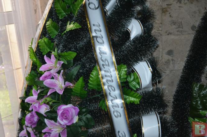 Новини Хмельницького - фото з “Не міг дивитись, як гинуть діти”. Хмельницький попрощався з Олегом Цимбалюком