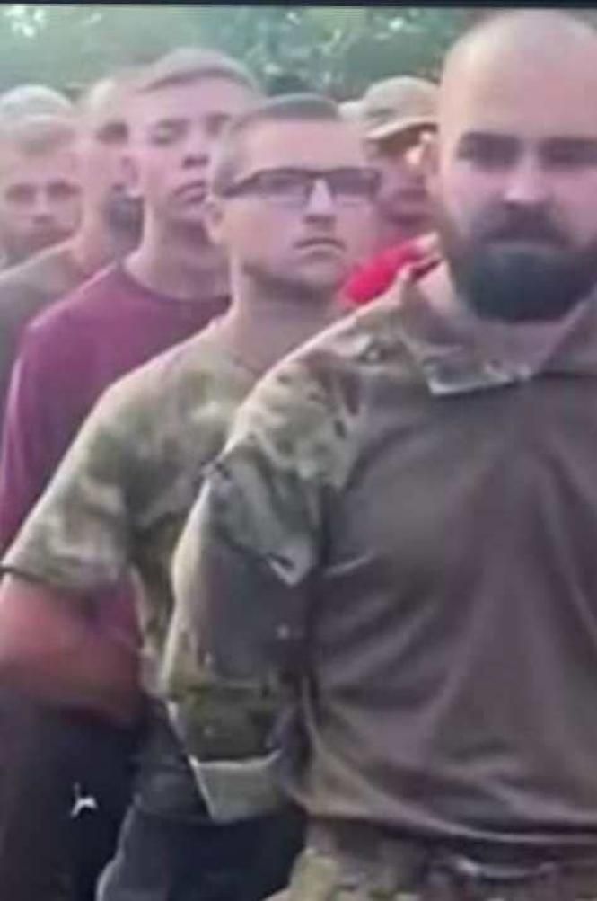 Новини Хмельницького - фото з “Ми б всі гроші світу віддали”: мама полоненого 21-річного “азовця” з Хмельниччини
