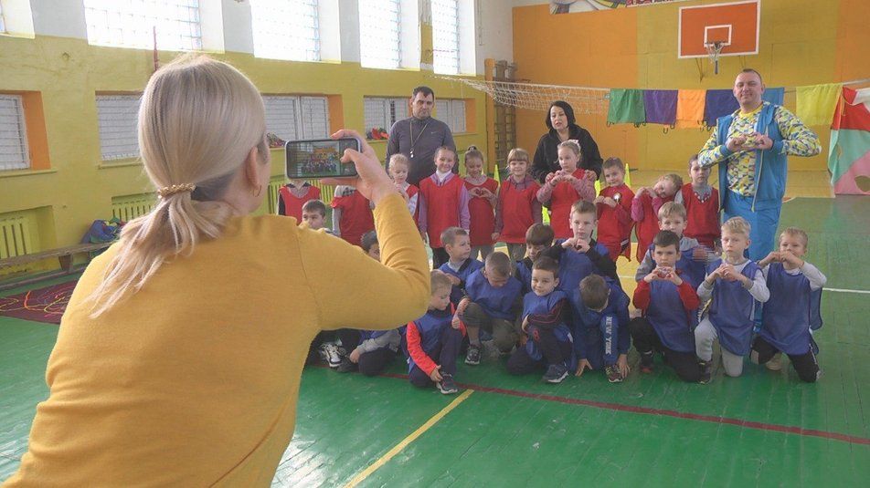 Новини Вінниці - фото з Цікава фізкультура: переселенець з Лиману проводить веселі уроки в нашому ліцеї