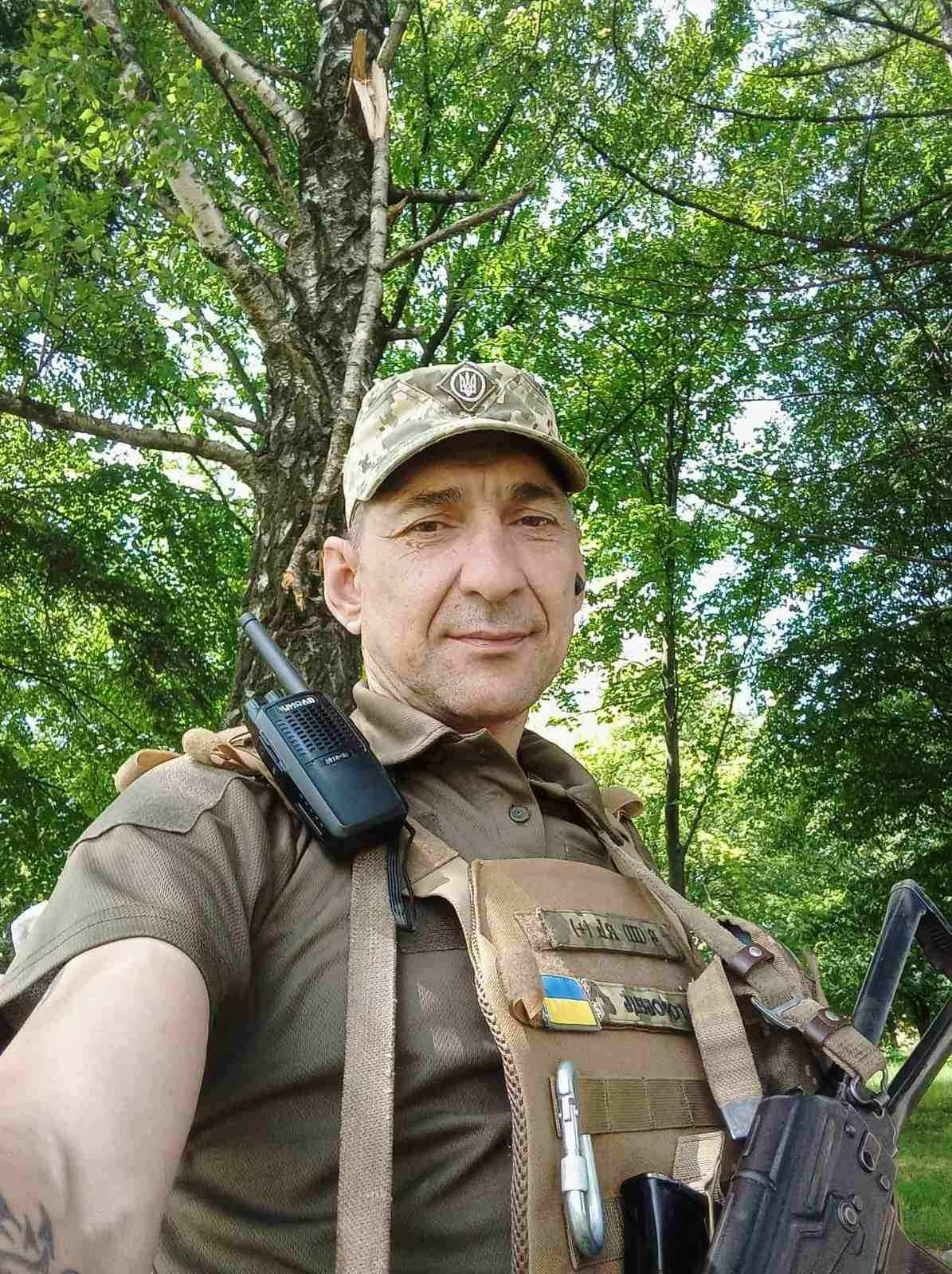 Новини Тернополя - фото з Мужній воїн, що віддав життя за Україну. Шумщина сумує за полеглим військовим Іваном Горобцем