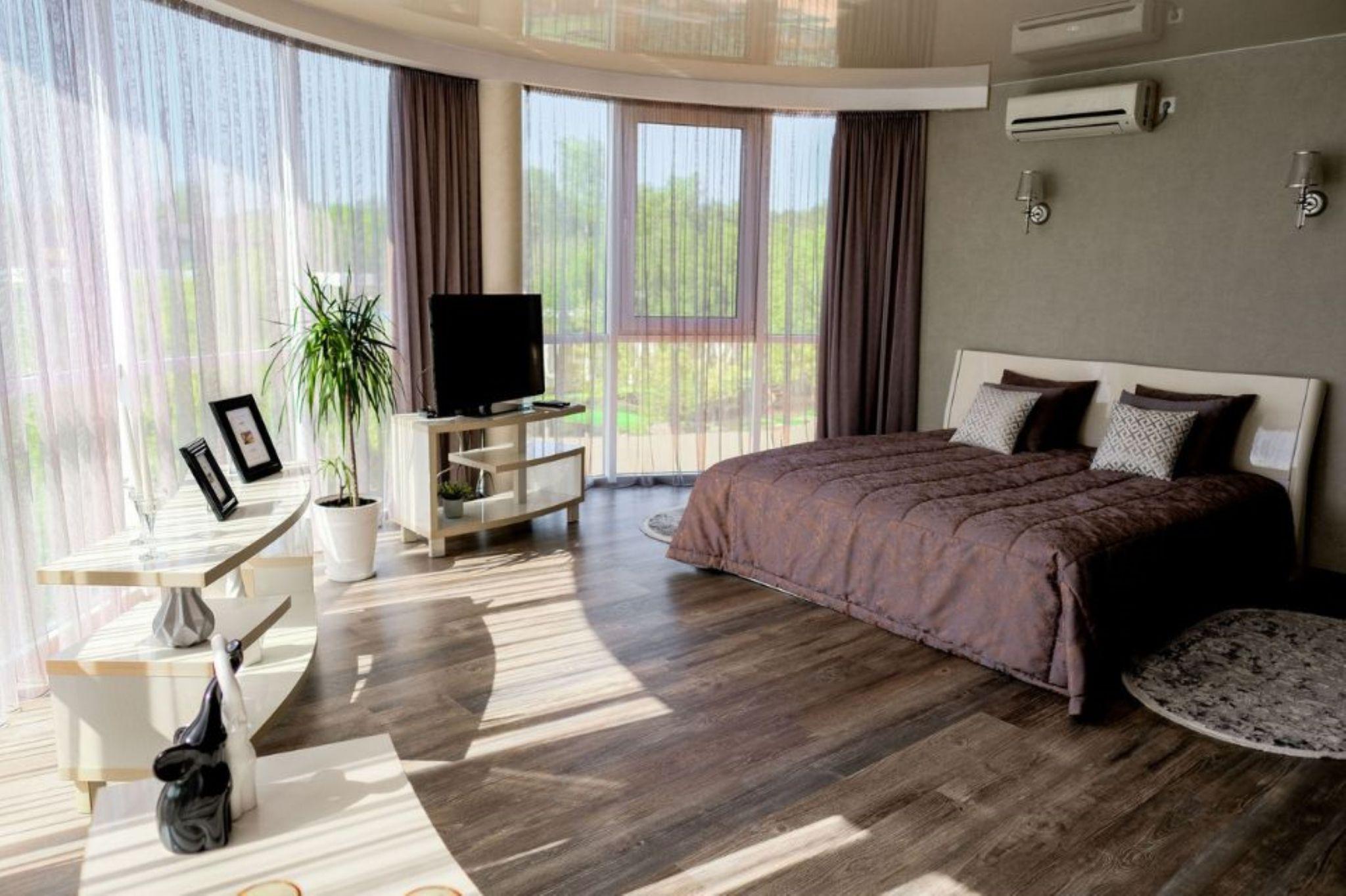 Новини Вінниці - фото з «BUTTERFLY SPA-HOTEL» приєднався до проекту «Рання діагностика раку рятує життя» (Новини компаній)