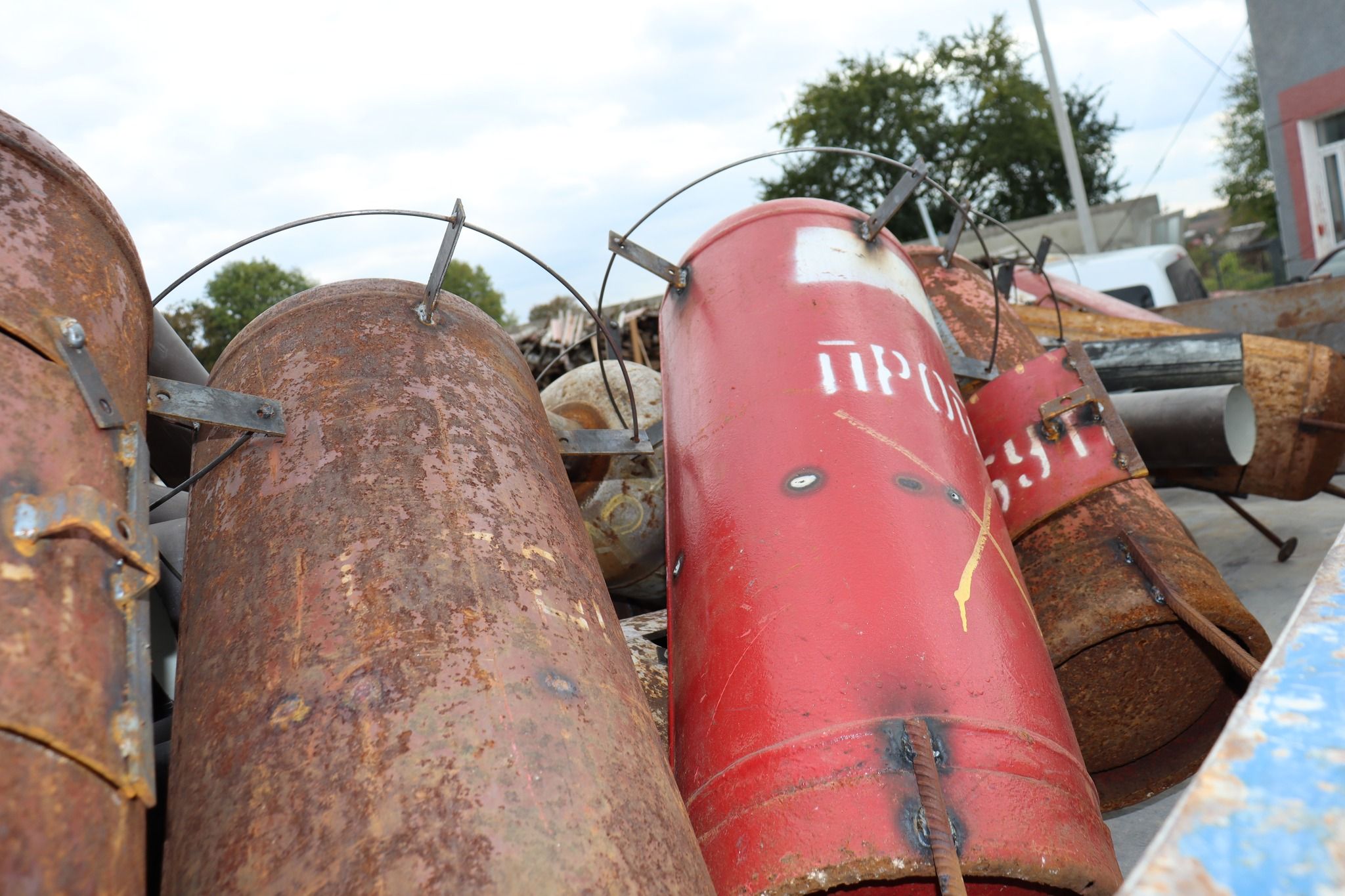 Новини Тернополя - фото з Громада біля Тернополя передала буржуйки для наших захисників