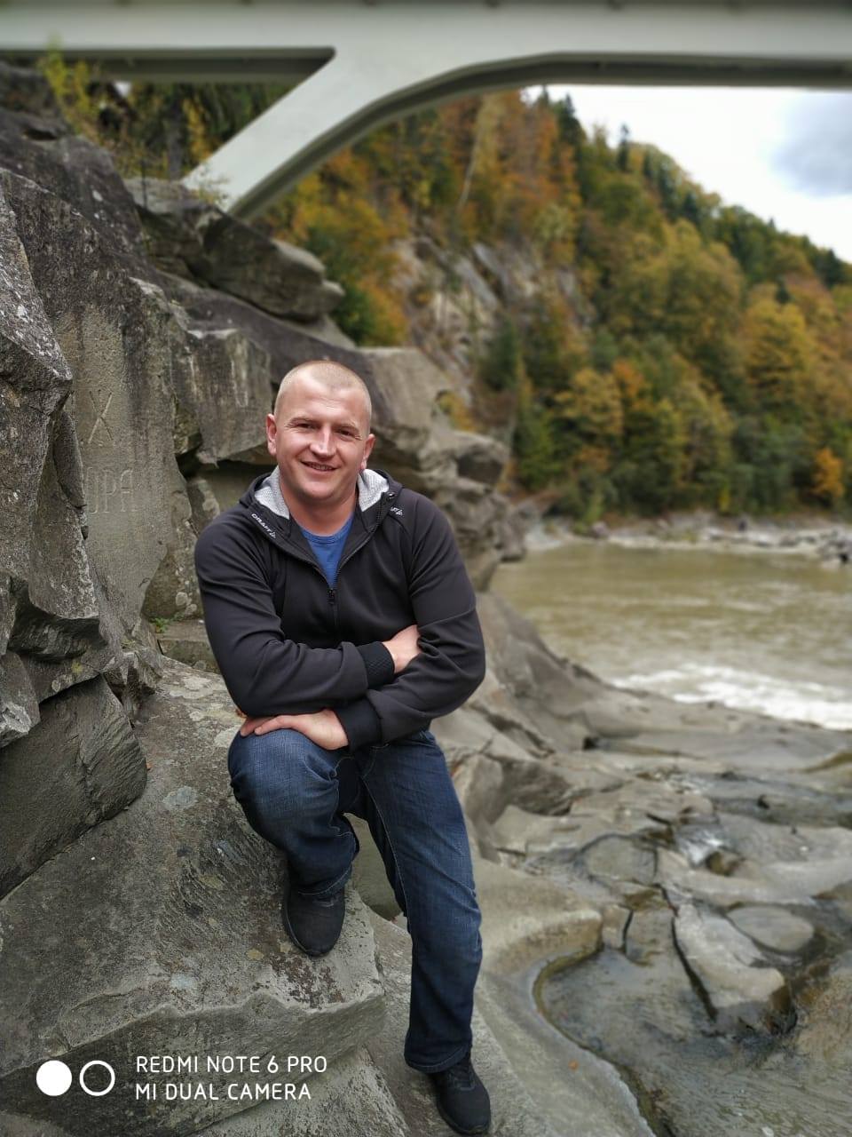 Новини Тернополя - фото з На Чортківщині оплакують двох Героїв – Сергія Мальованого та Володимира Горина